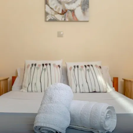 Stafida * Kassiopi